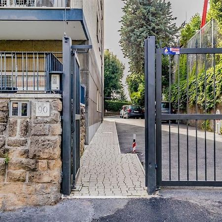Luxury Apartment Front Of Cavalieri Hilton Hotel Рим Экстерьер фото